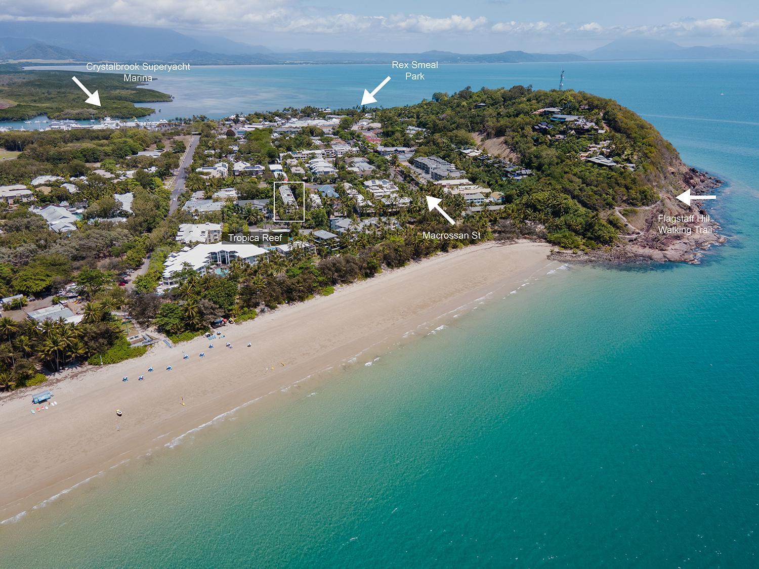 Unit 15 @ Tropical Reef: 2 Mins To Four Mile *