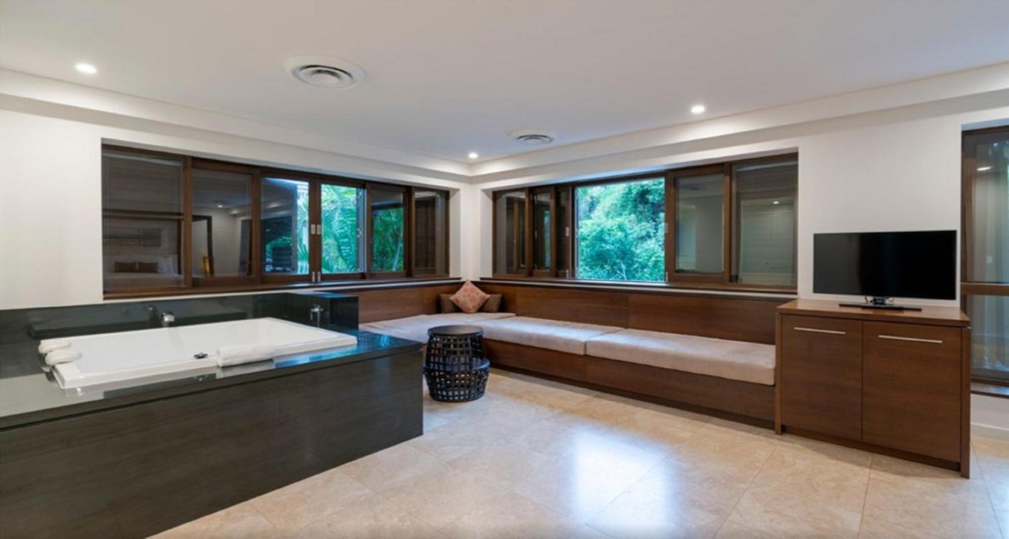 Luxury At Temple And Resort 5*