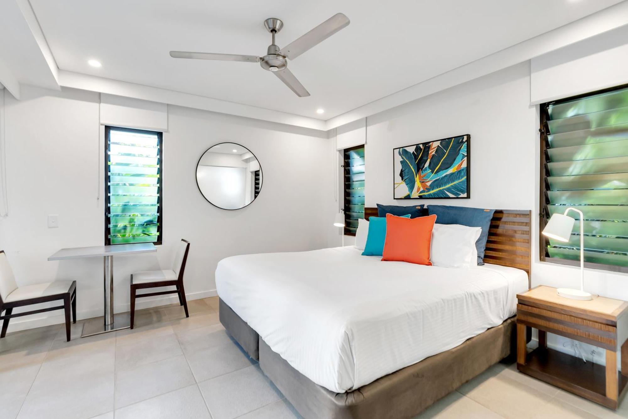 Swim-out Tropical Haven At Temple Apartment Port Douglas