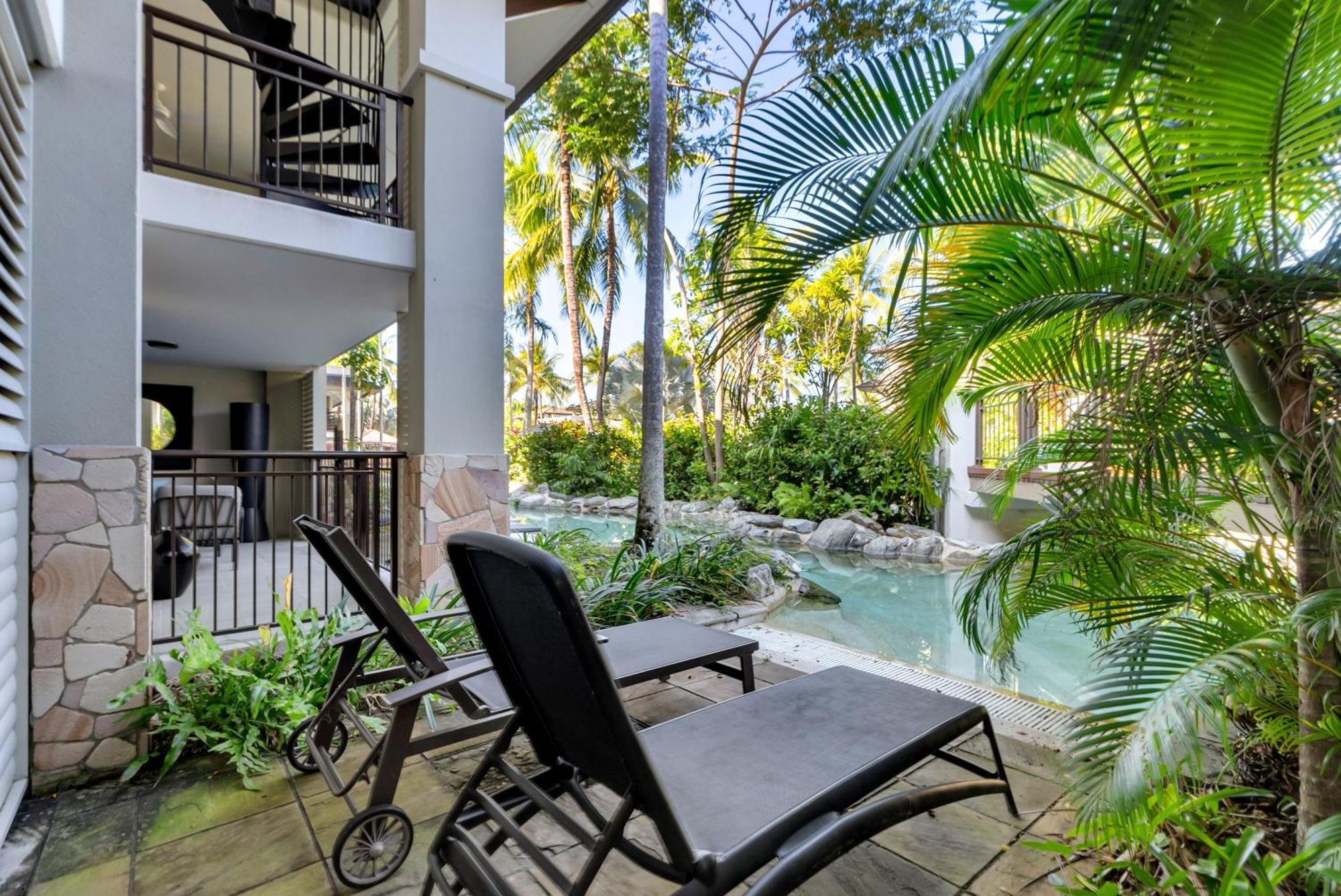 Swim-out Tropical Haven At Temple *