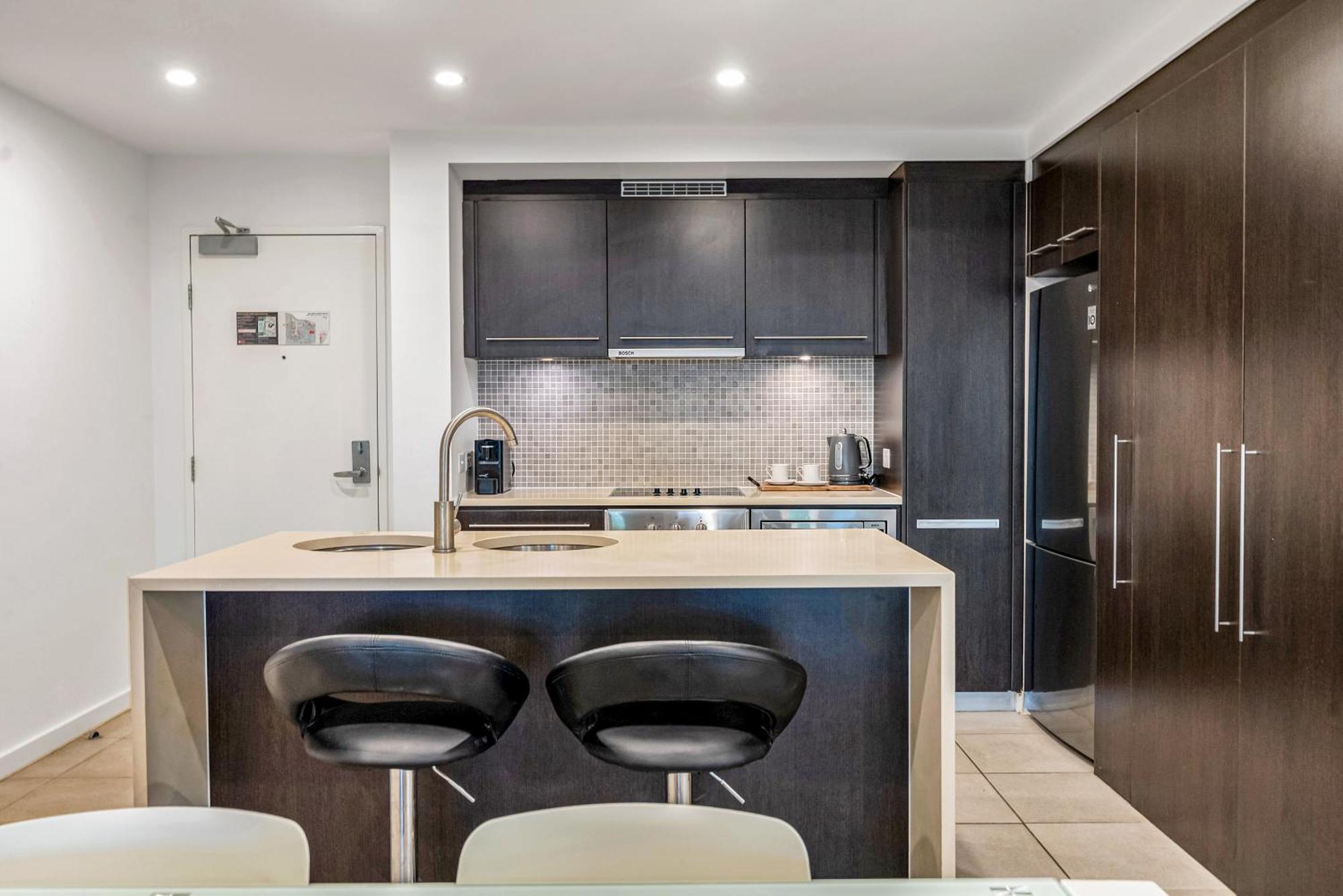 Apartment Resort-style Swim Out - A Poolside Oasis Port Douglas