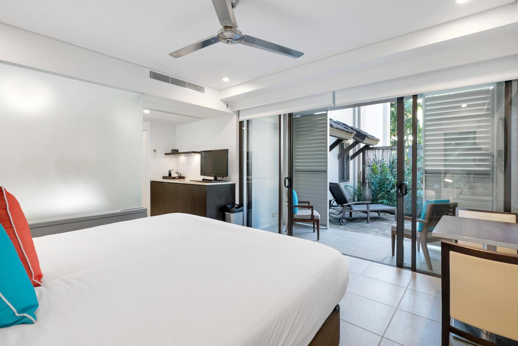 Swim-out Tropical Haven At Temple *