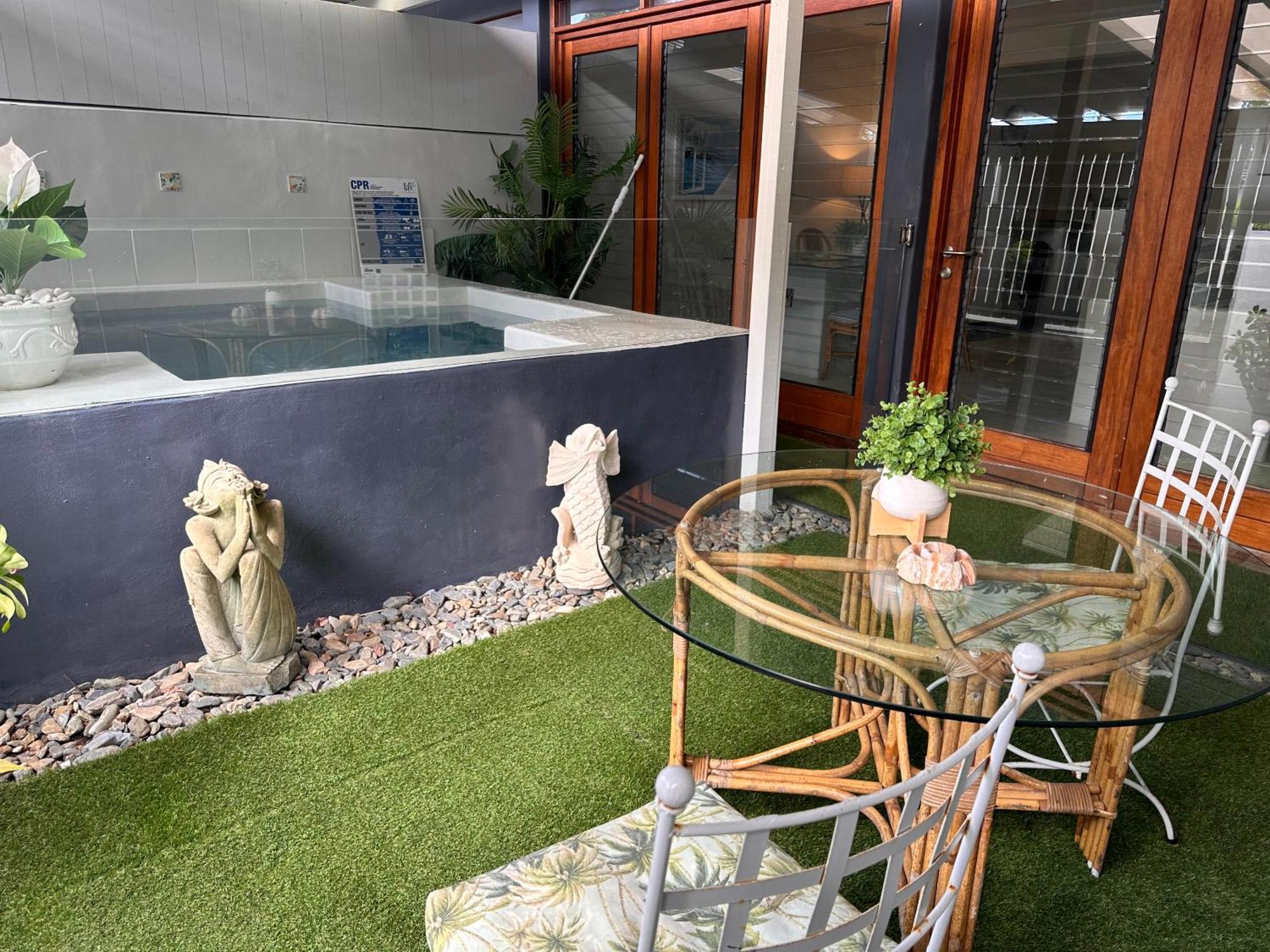 Apartment Beachside 2 With Private Heated Plunge Pool Port Douglas