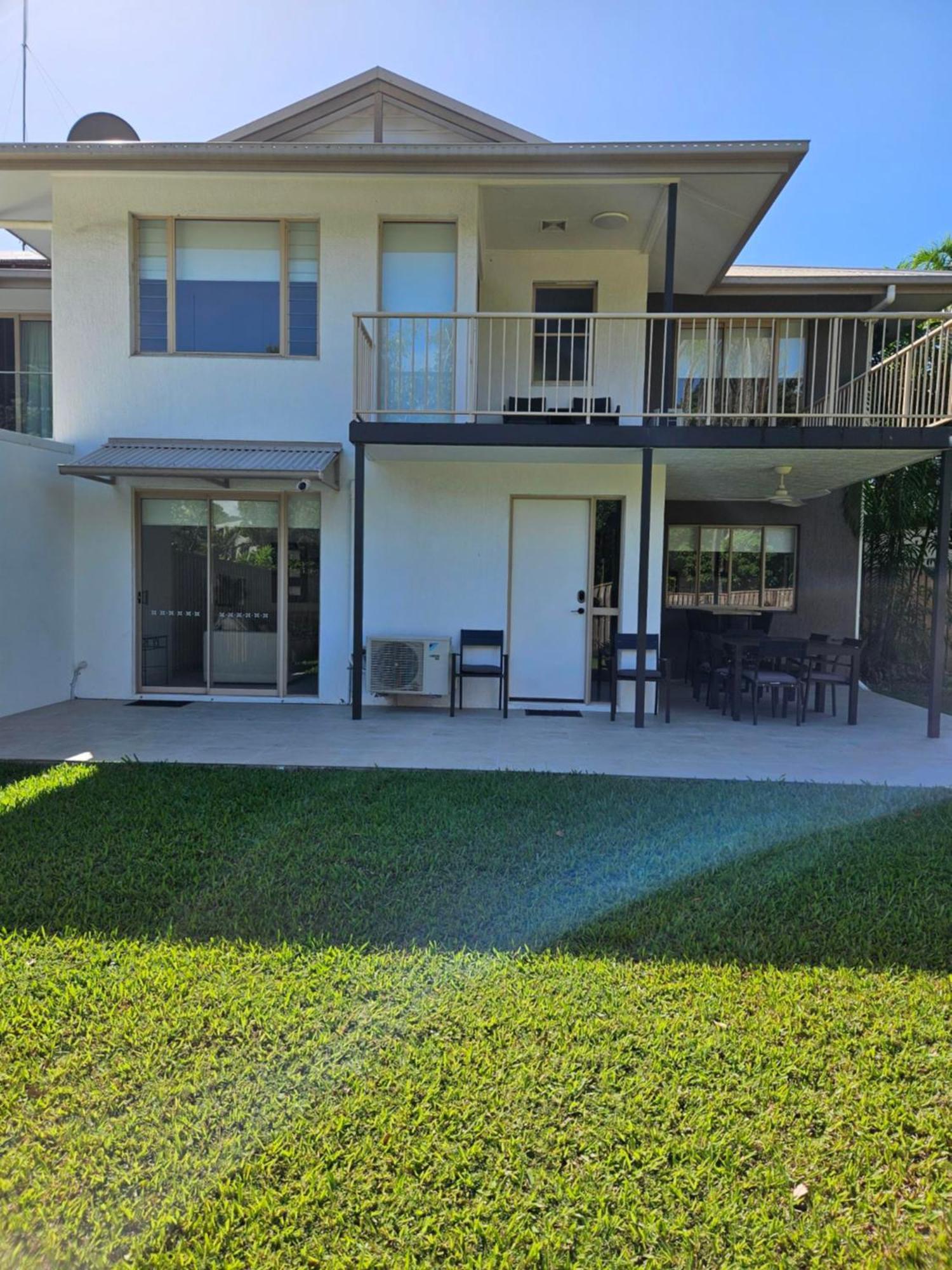Reef Terraces On St Crispins - 2 Port Douglas