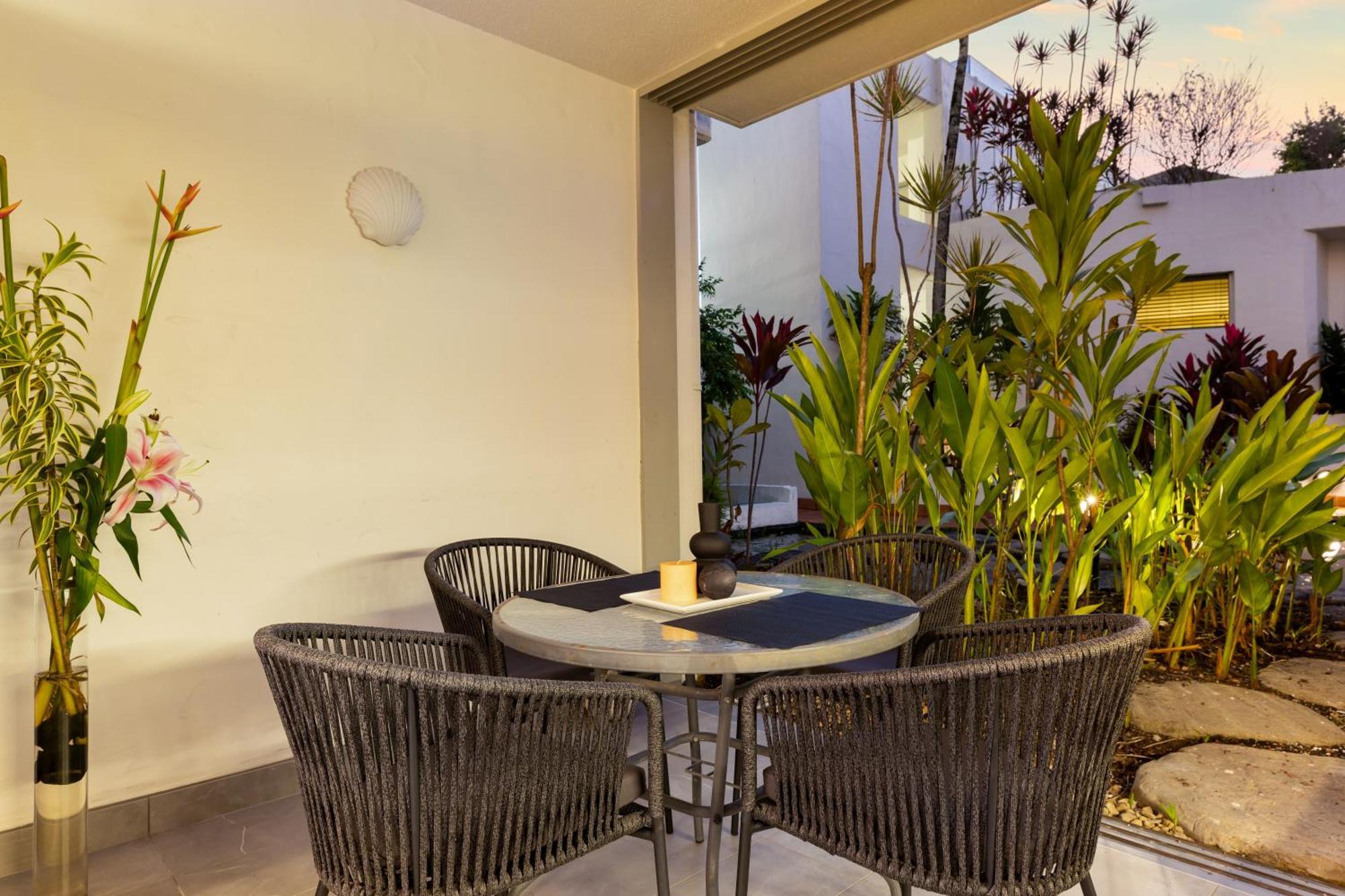 Ultra Modern In Club Tropical * Port Douglas