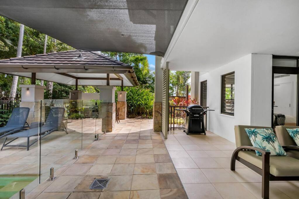 Fresco Tropical: Private Pool Haven By Golf Course *