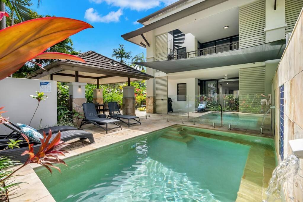 Apartment Fresco Tropical: Private Pool Haven By Golf Course *