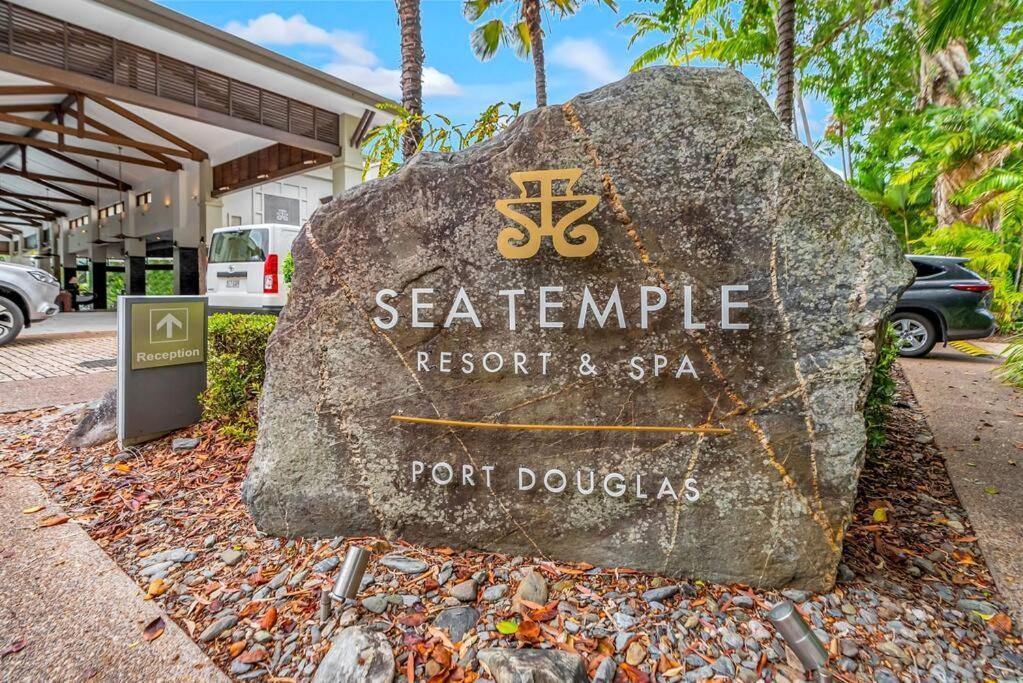 Apartment Fresco Tropical: Private Pool Haven By Golf Course Port Douglas