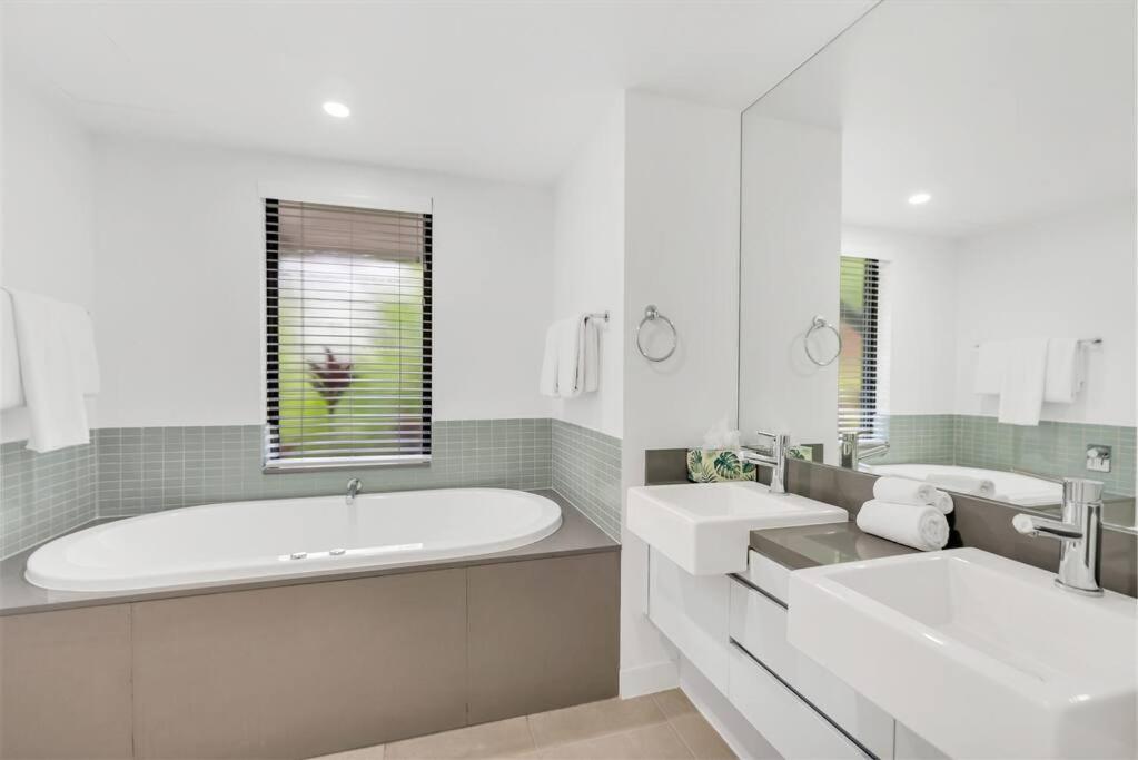 Fresco Tropical: Private Pool Haven By Golf Course Apartment Port Douglas