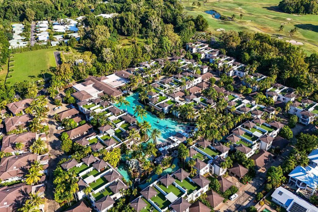 Fresco Tropical: Private Pool Haven By Golf Course