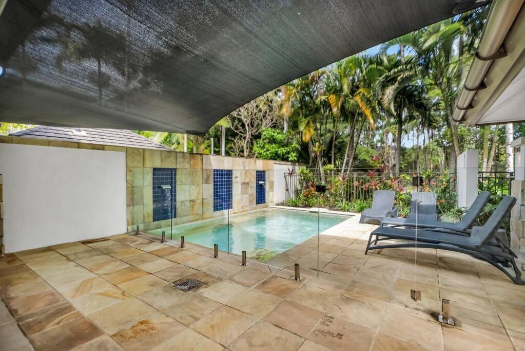 Fresco Tropical: Private Pool Haven By Golf Course