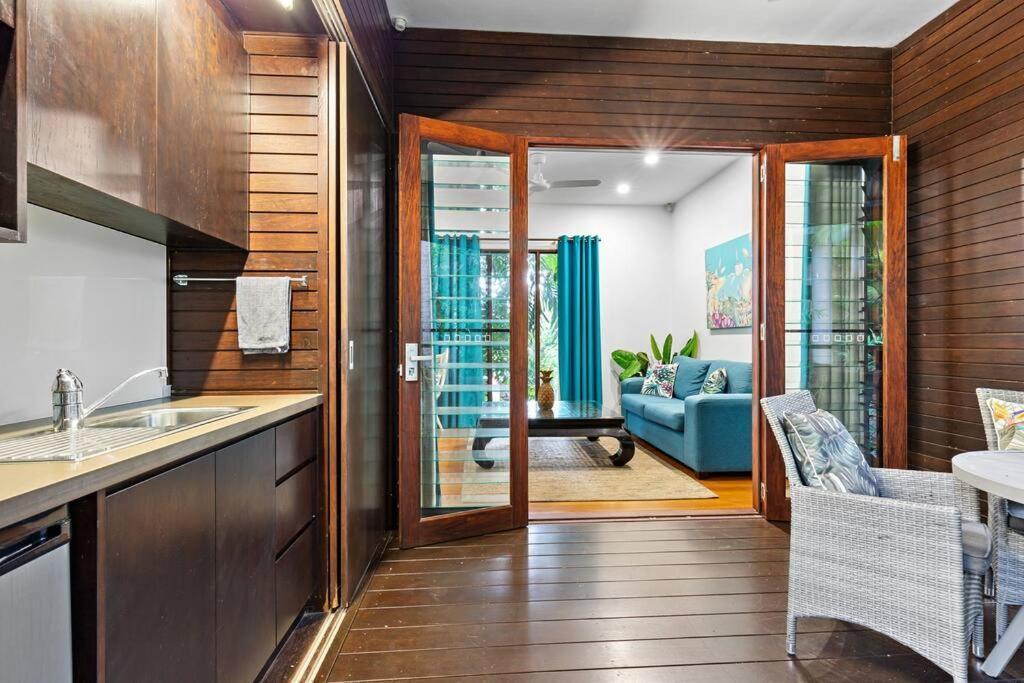 Villa One On Port Douglas