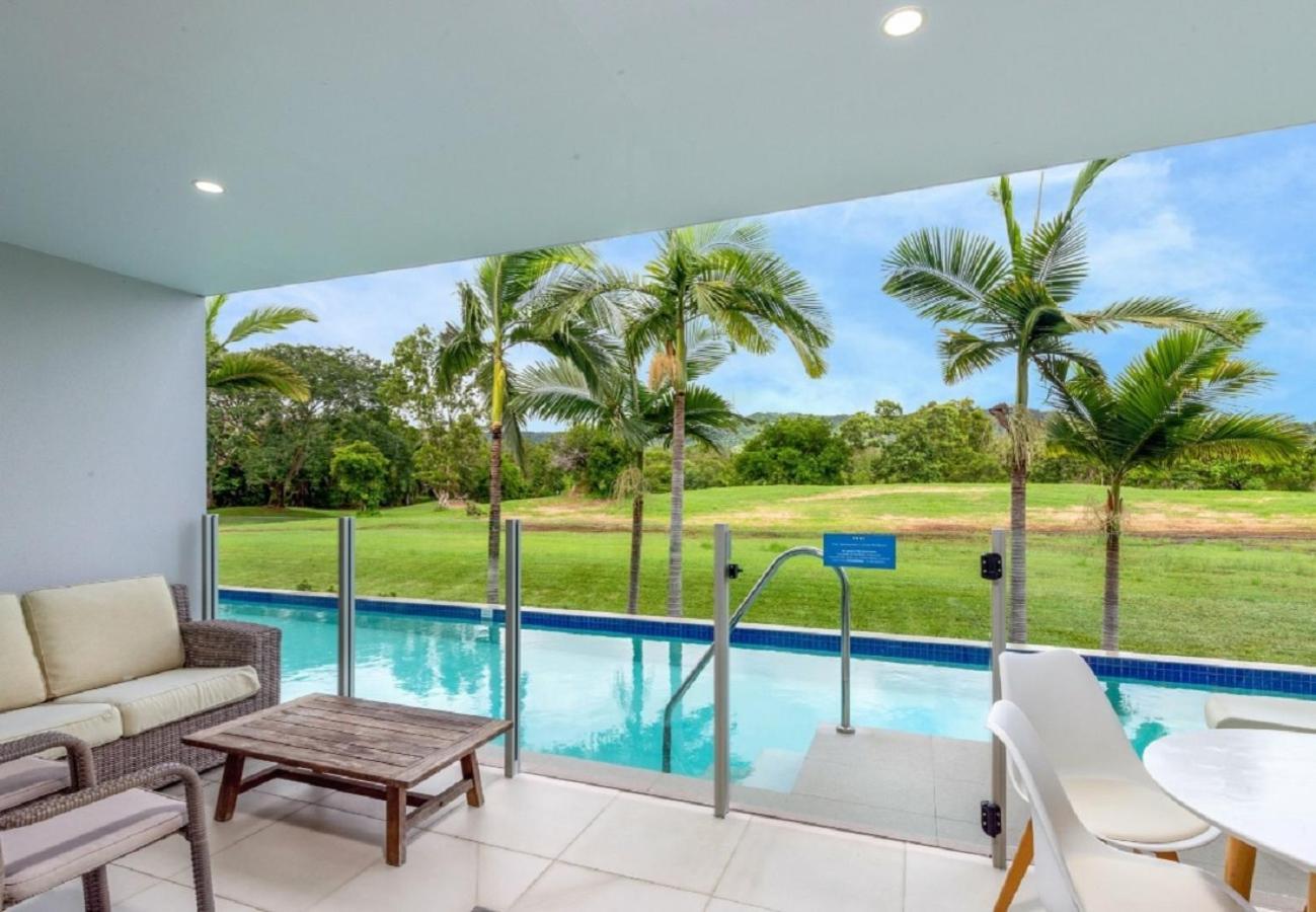 Pool Aparthotel 4*