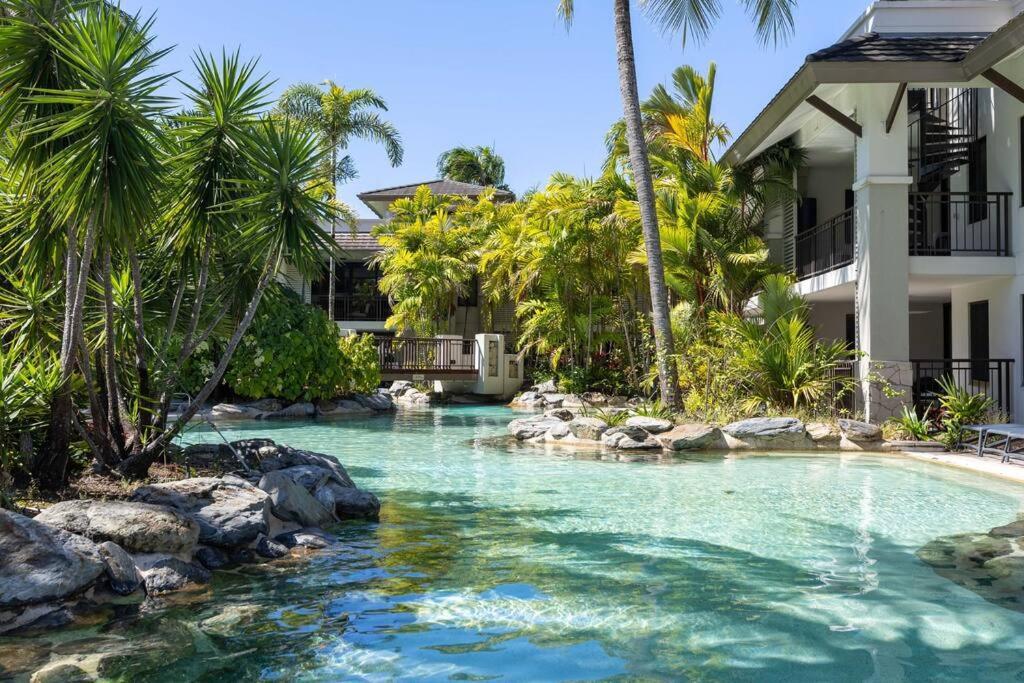 Apartment Luxury Beachside 3 Bedroom Sea Temple With Private Roof Terrace *
