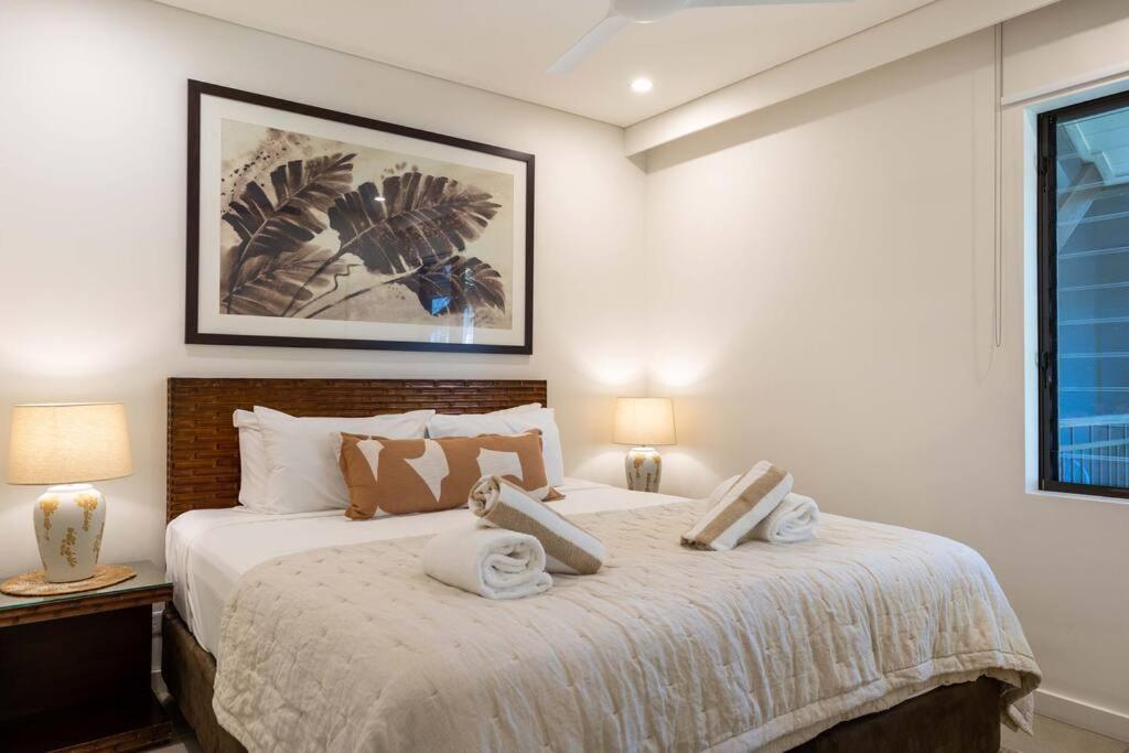 Luxury Beachside 3 Bedroom Sea Temple With Private Roof Terrace