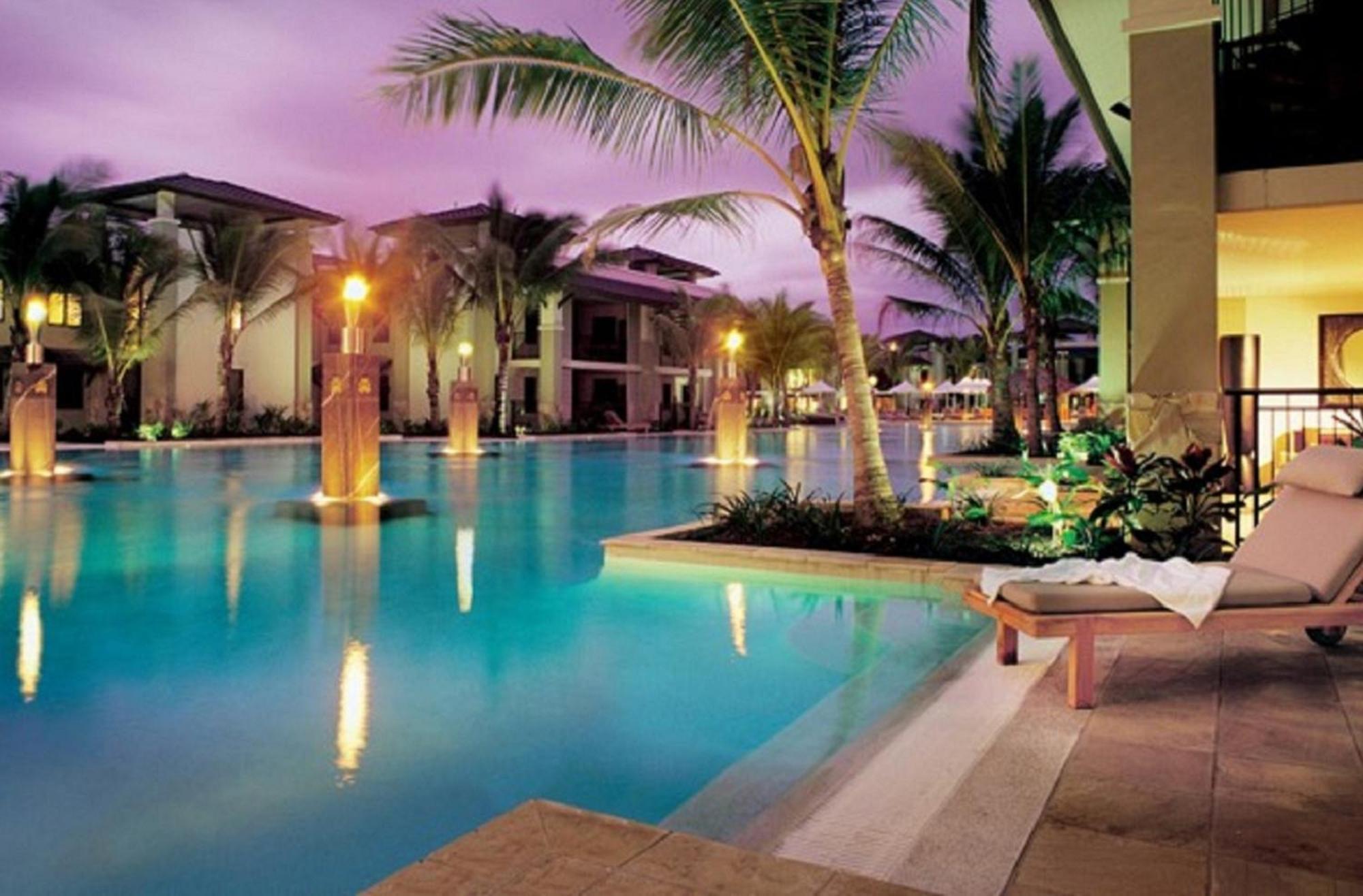 Resort Luxury At Temple And Port Douglas