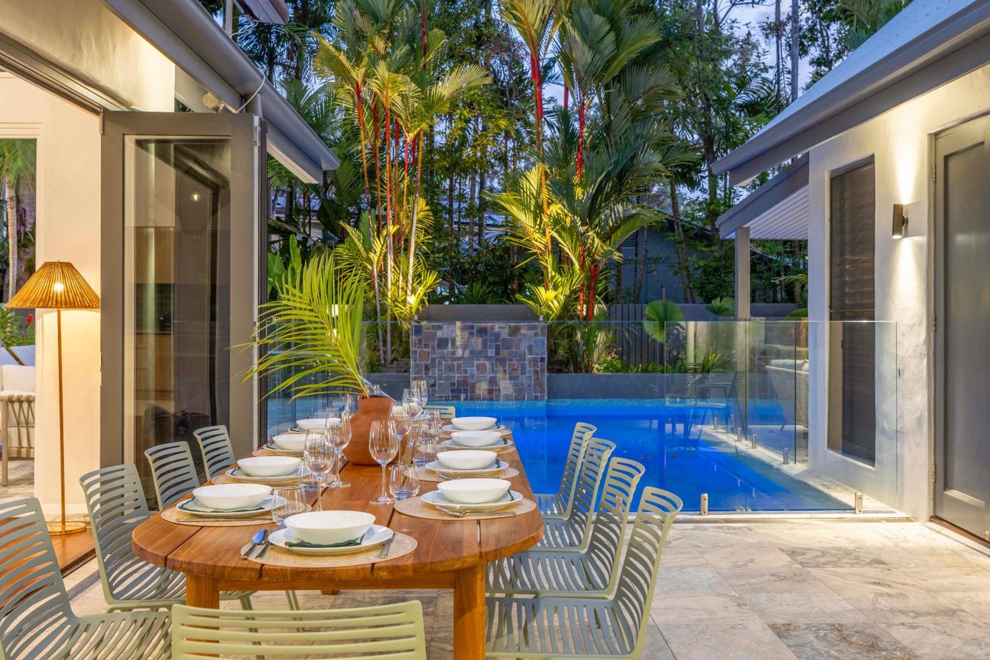 Sea Pavilion - Luxury Sleeps 12 Guests