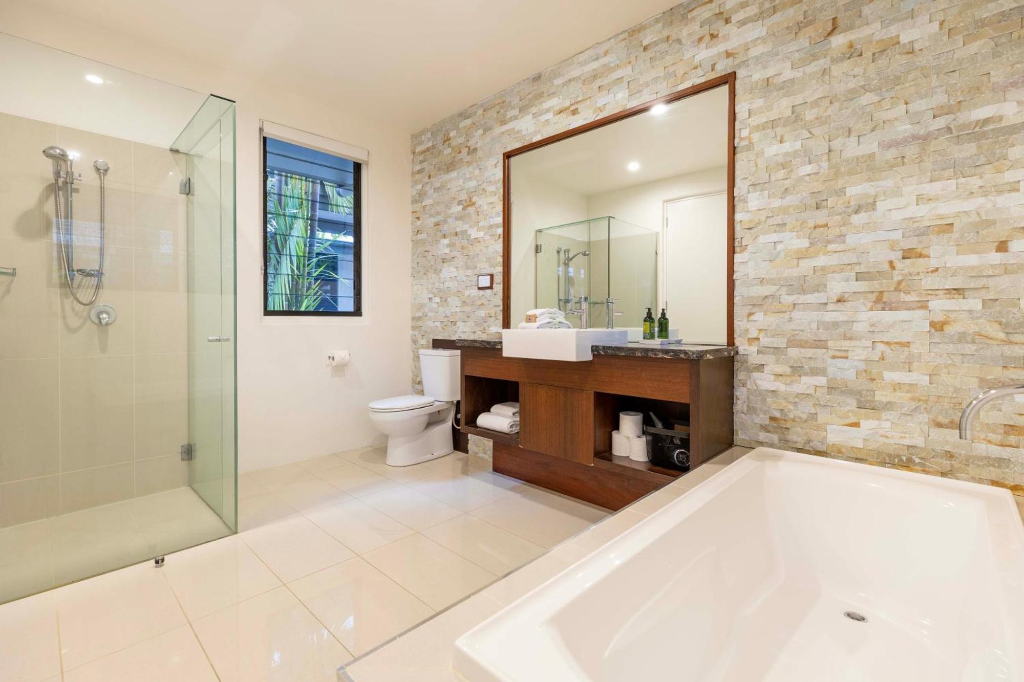 Holiday home Sea Pavilion - Luxury Sleeps 12 Guests Port Douglas