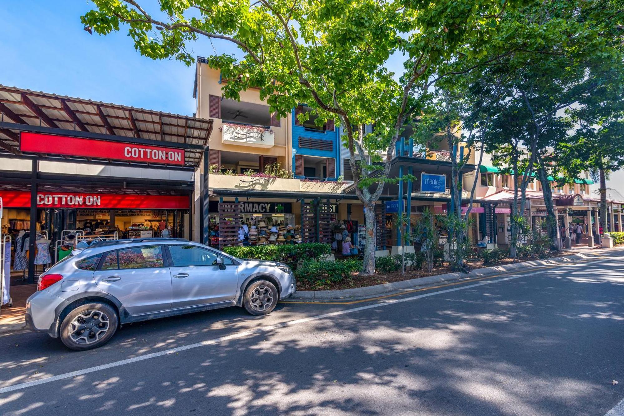 Boho Bliss In The Position In Town, King Bed, 2 Pools, Free Wifi And Undercover Parking Port Douglas
