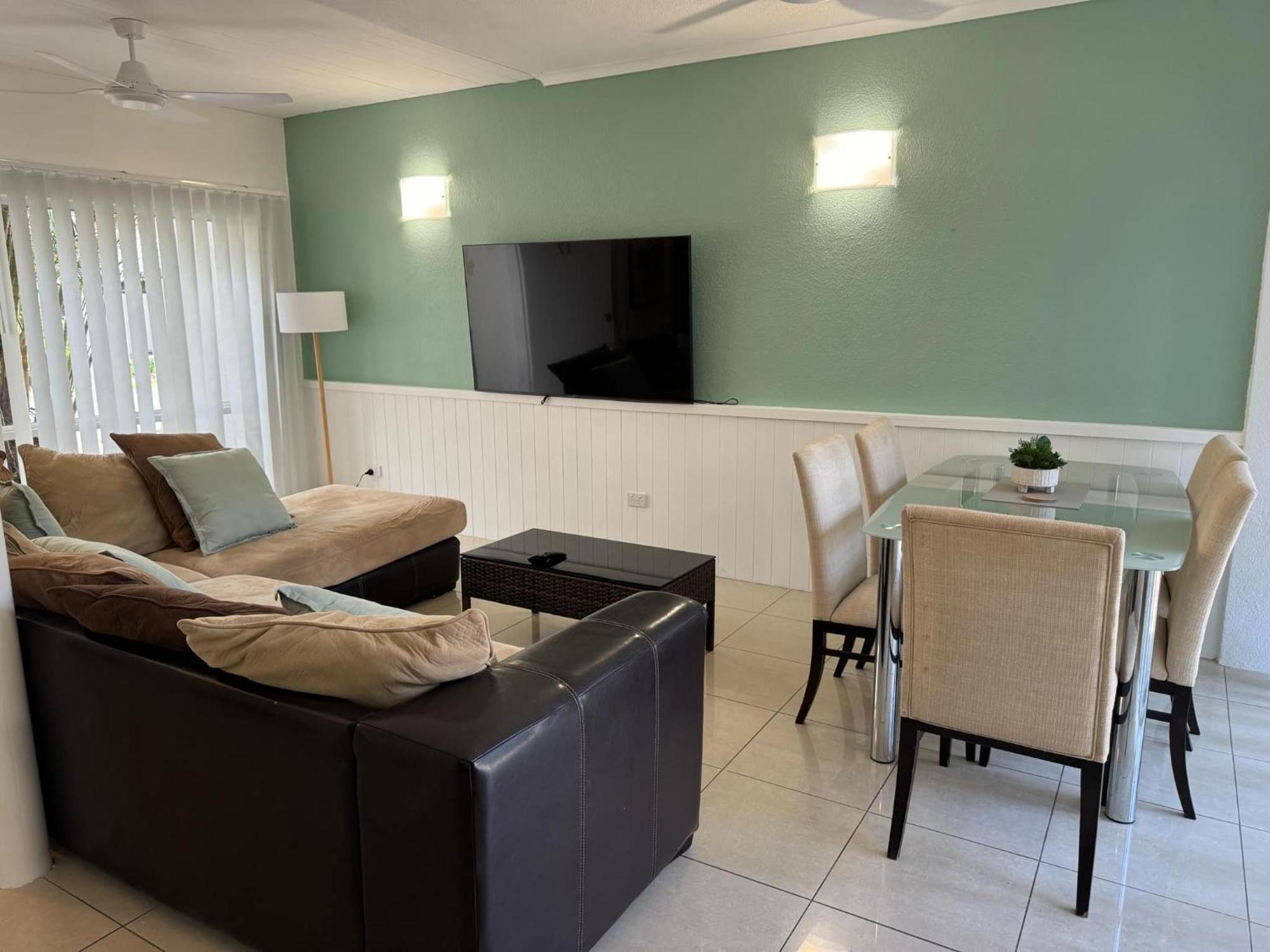 Reef Resort 3*