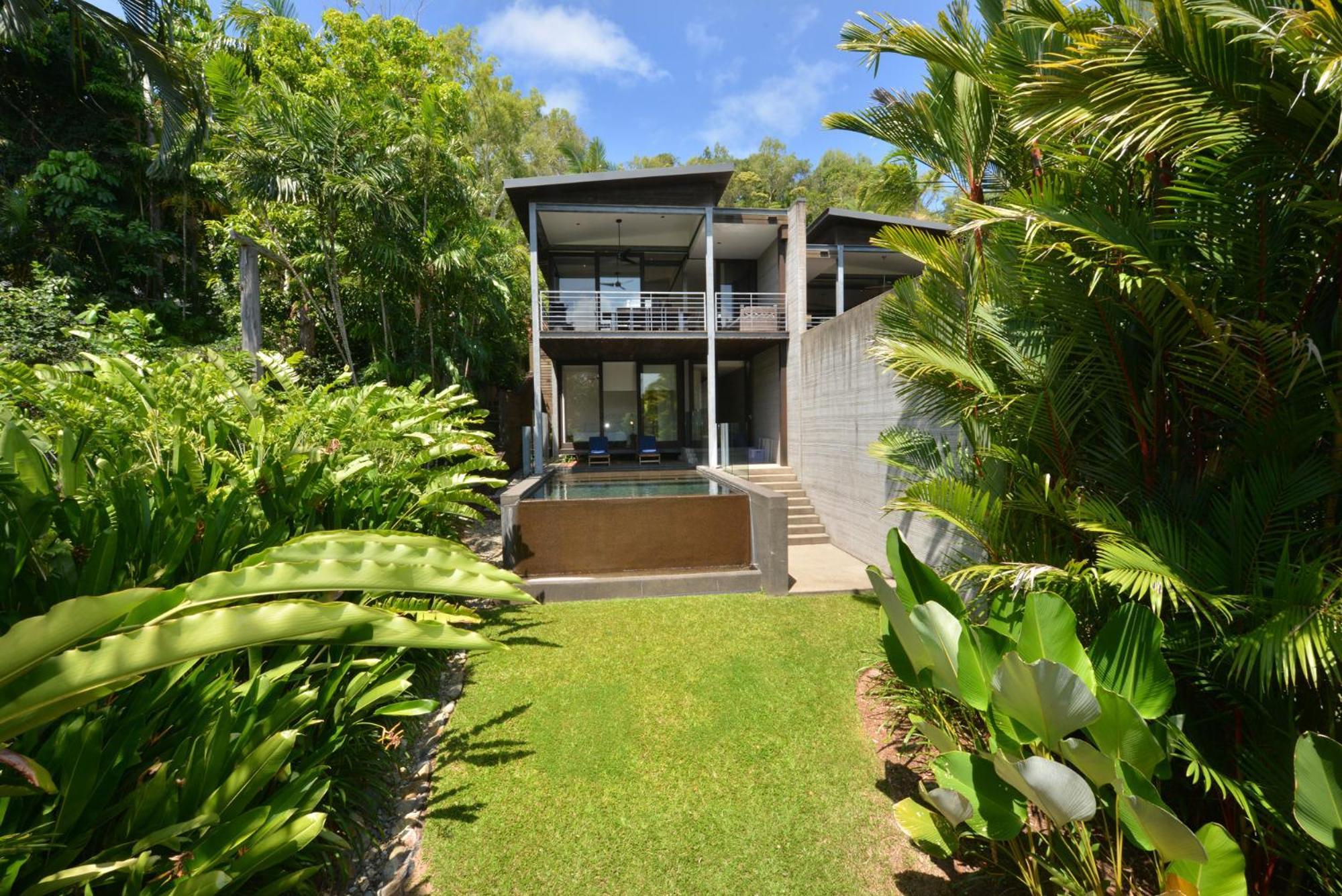 53a Street - 4 Bedroom Close To Town Villa Port Douglas