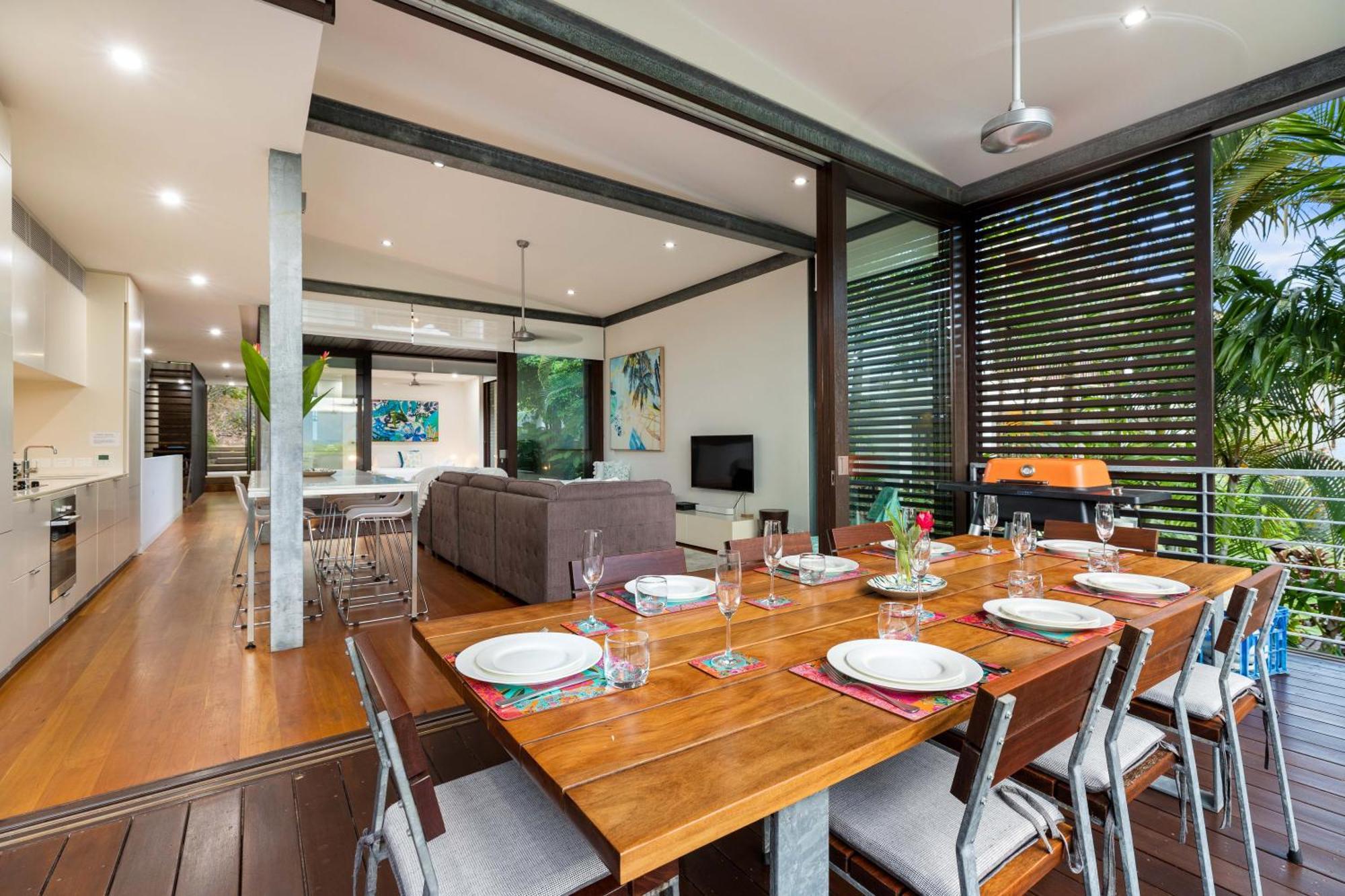 53b Street - Modern Luxury In Port Douglas