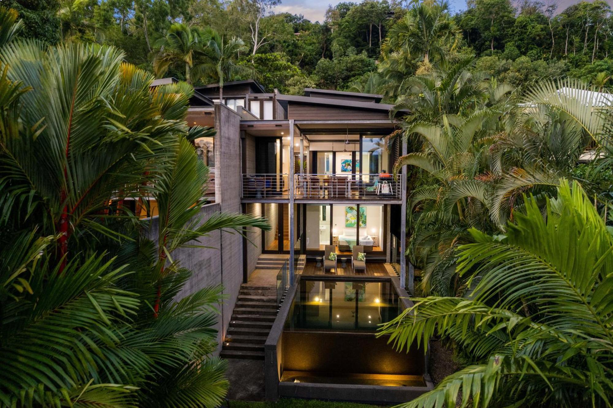 53b Street - Modern Luxury In Villa