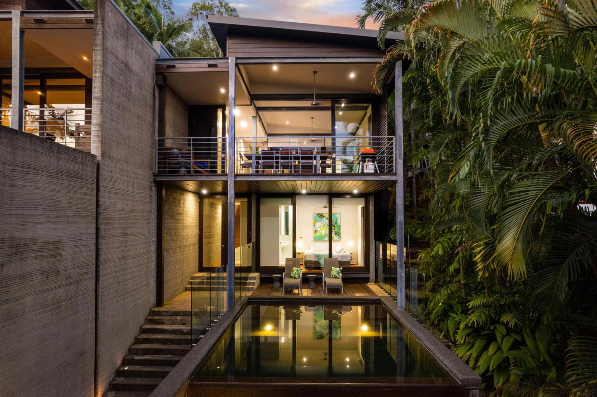 53b Street - Modern Luxury In * Port Douglas