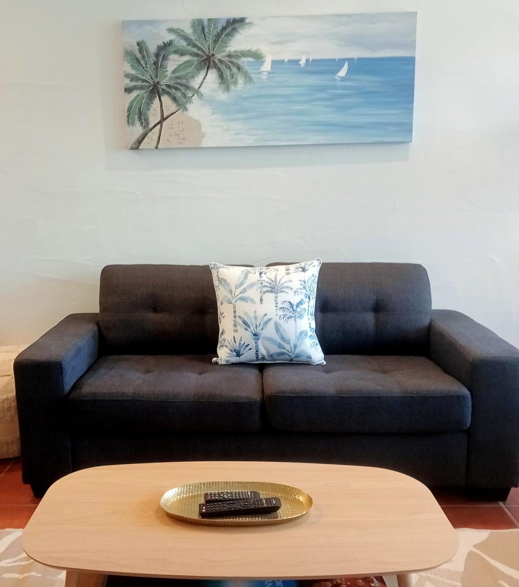 Aparthotel Club Tropical - Official Onsite Reception & Check In Port Douglas