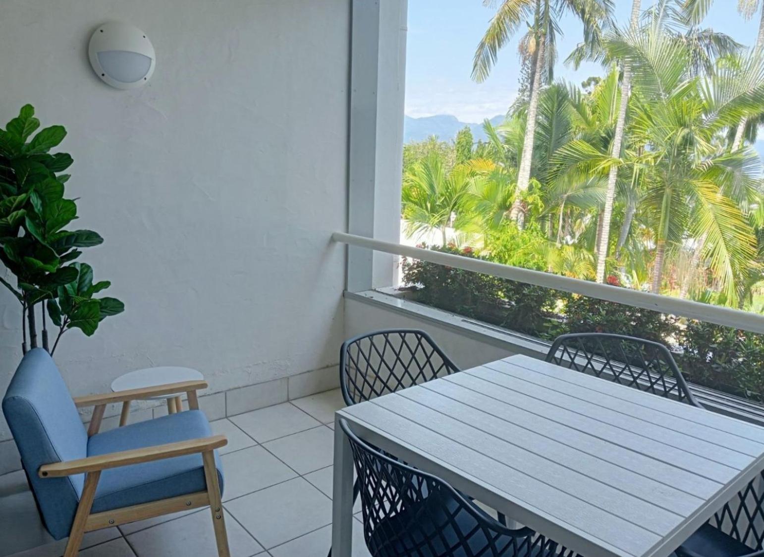 Club Tropical - Official Onsite Reception & Check In