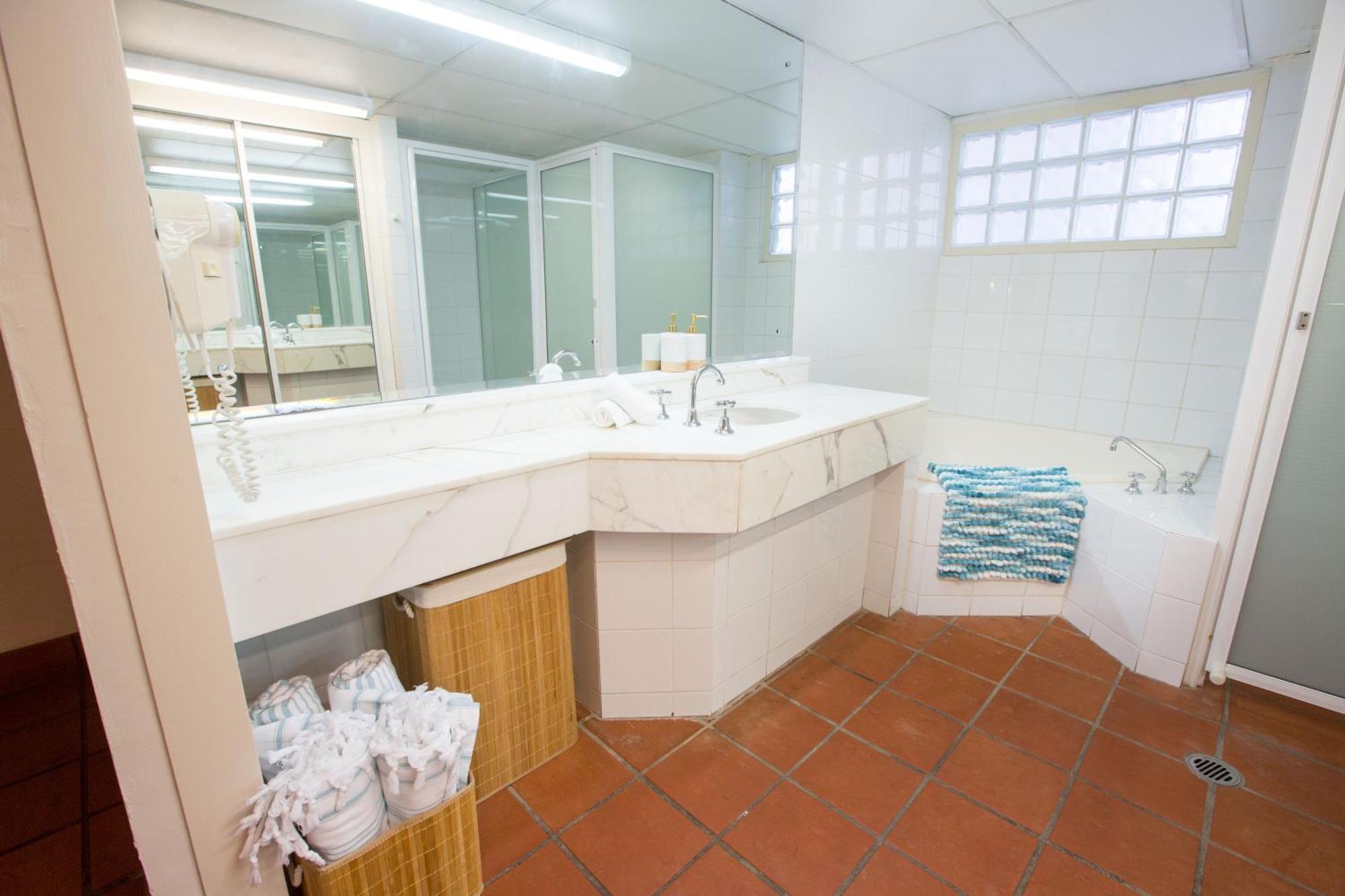 Apartment Sugar Wharf Port Douglas