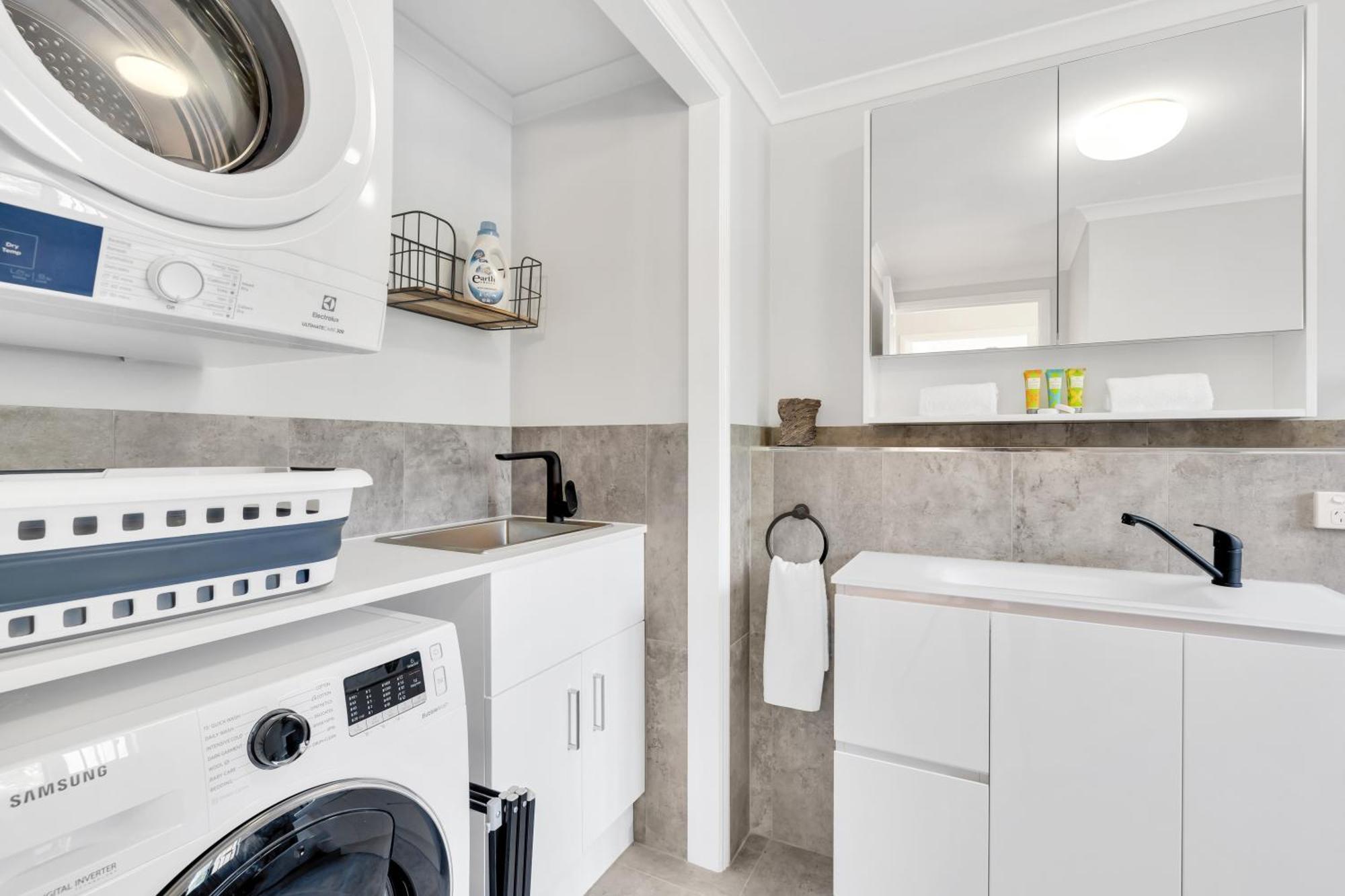 2 Bedroom Escape At Port *