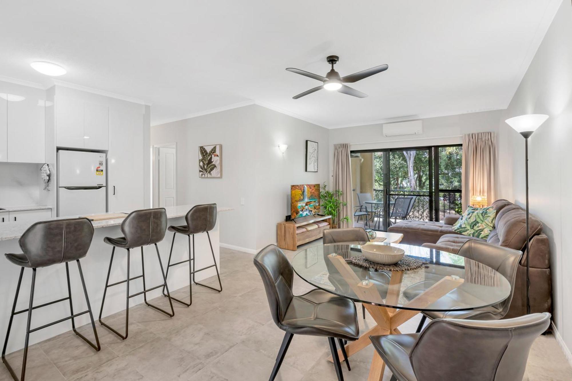 2 Bedroom Escape At Port Port Douglas