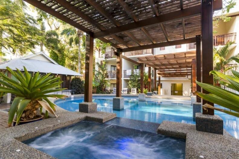 Apartment Ulysses Butterfly 24 With Pool View Port Douglas