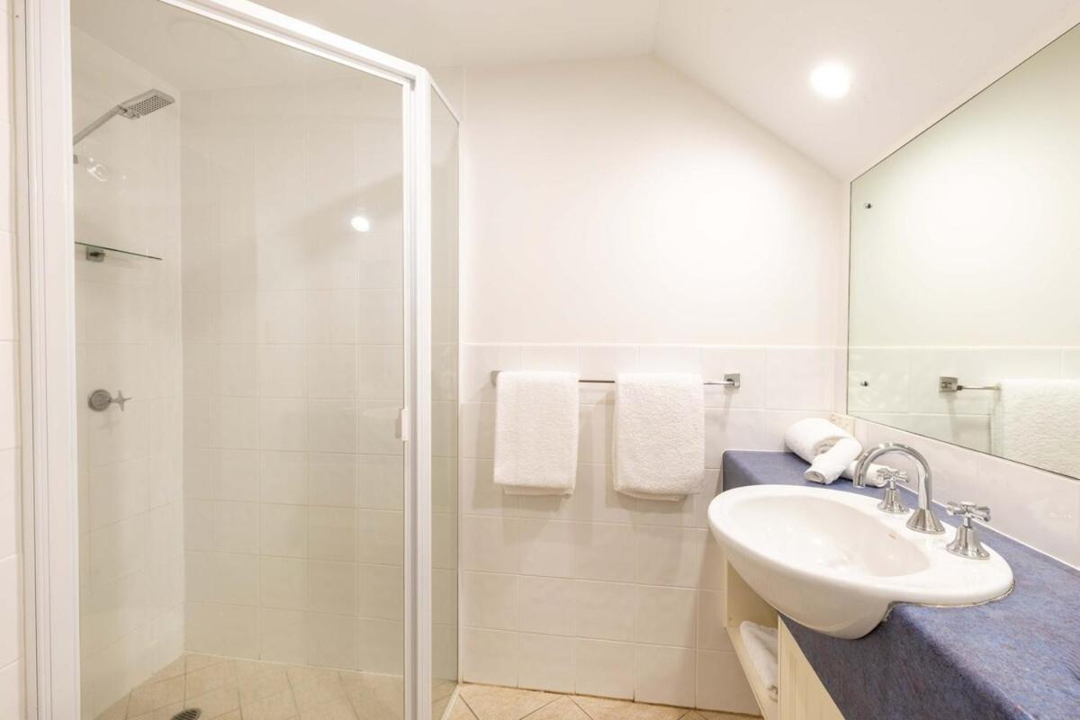 Apartment Ulysses Butterfly 24 With Pool View Port Douglas