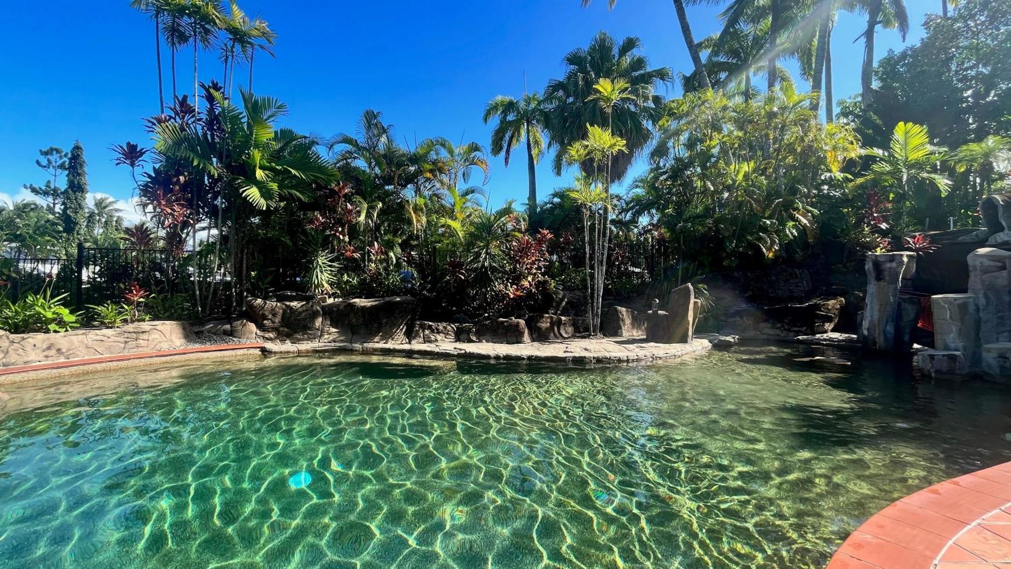 Apartment Sugar Wharf Port Douglas