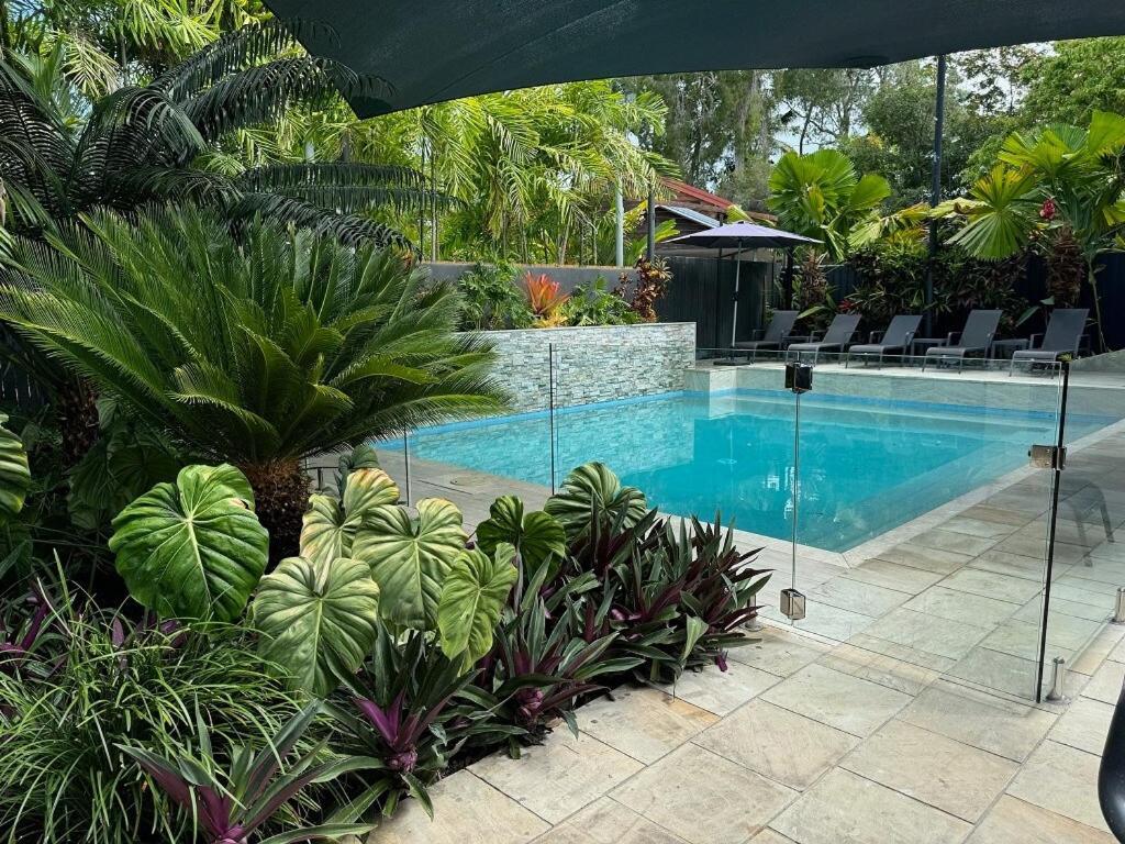 25 Solander Boulevard - Seashells,