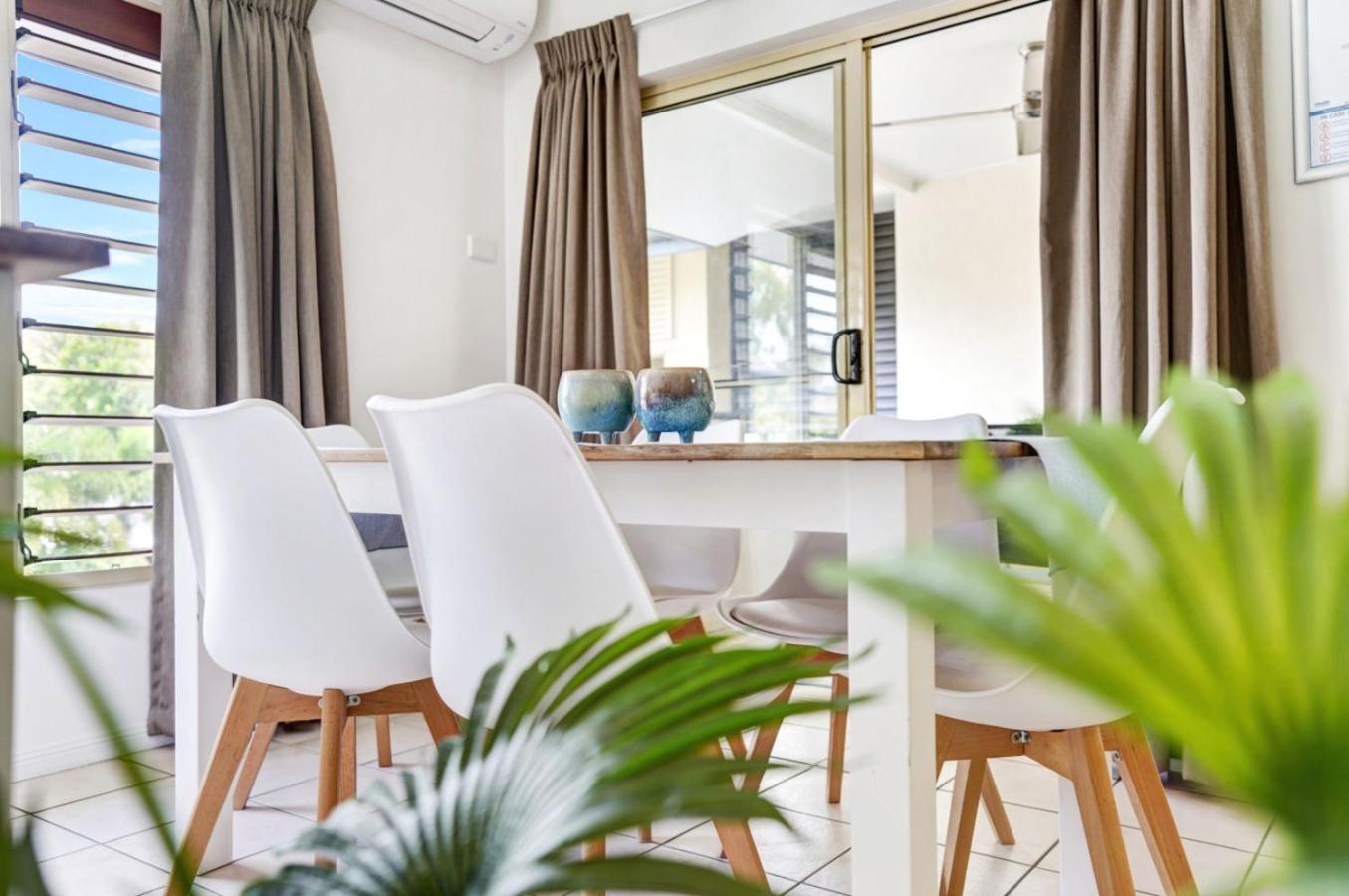 24 Plaza With Heated Pool Apartment