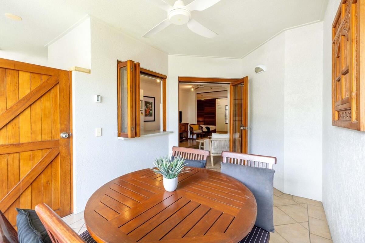 Hibiscus Pool View 49b Apartment Port Douglas