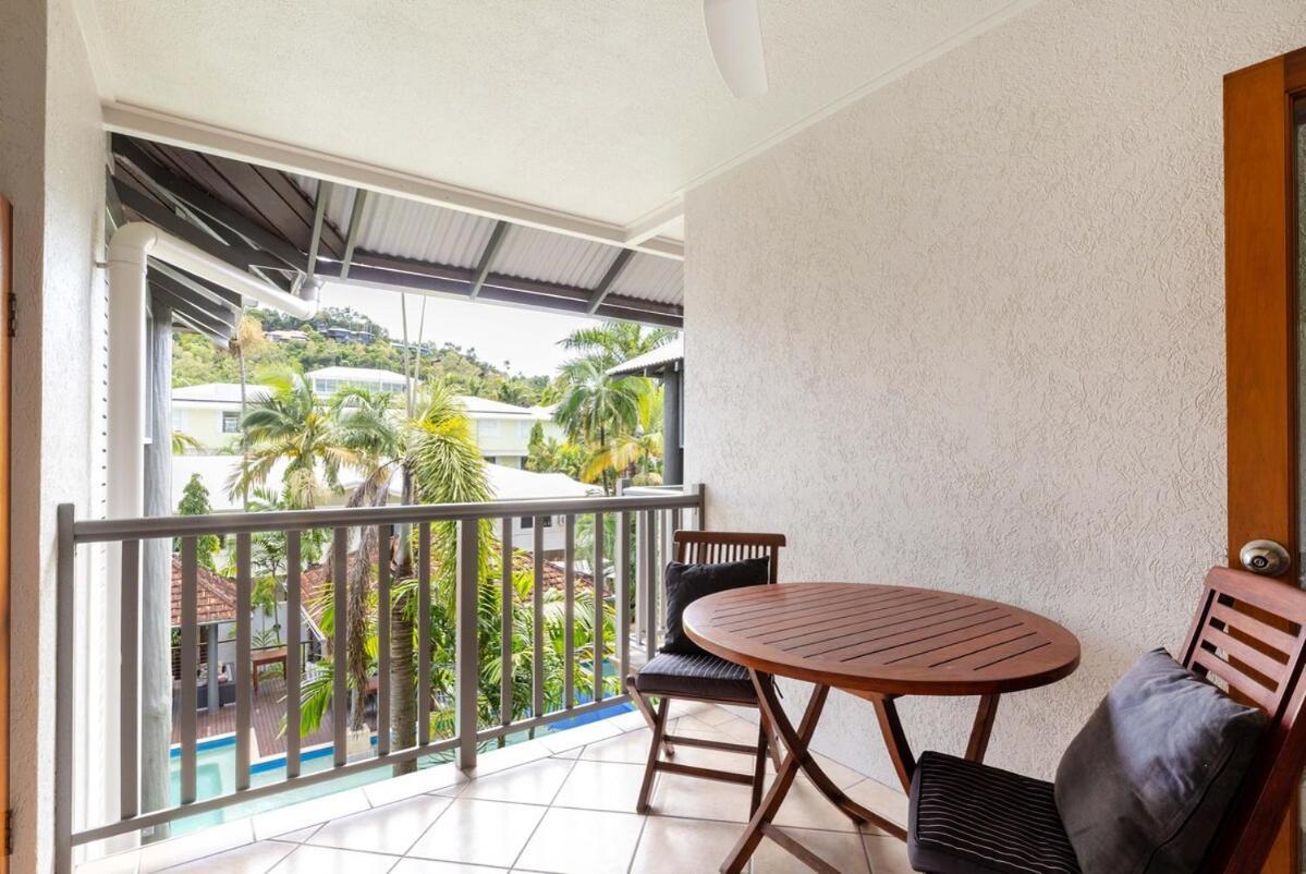 Hibiscus Pool View 49a Apartment