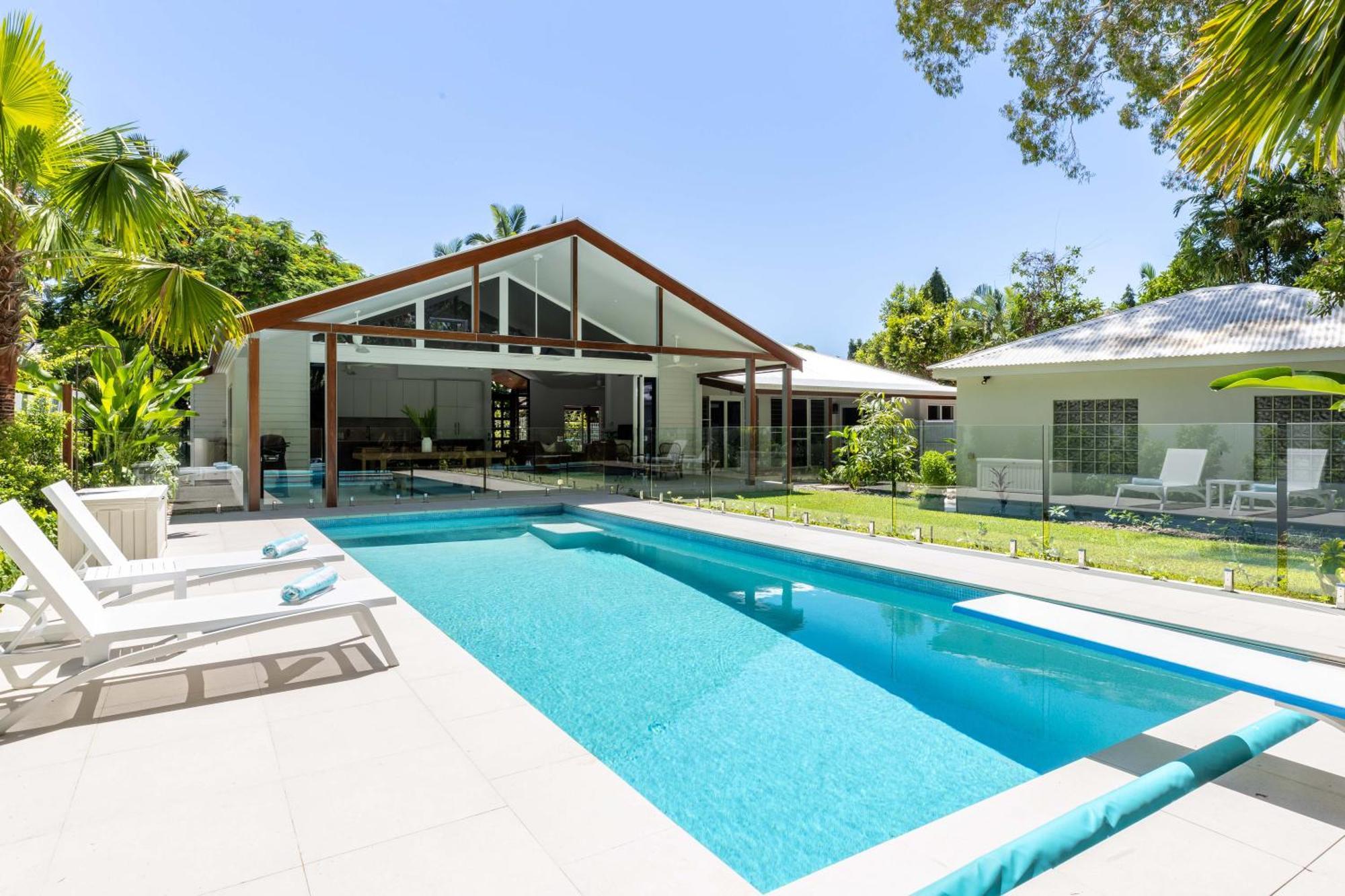 Tropical By The Holiday home Port Douglas