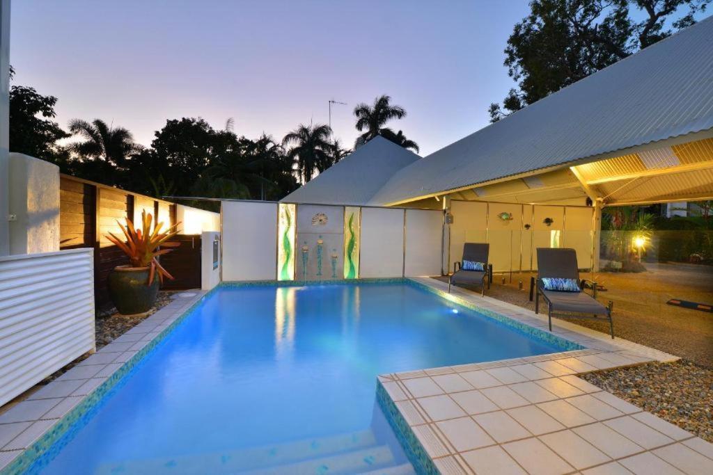 Villa Serenity With Heated Pool & Access Port Douglas