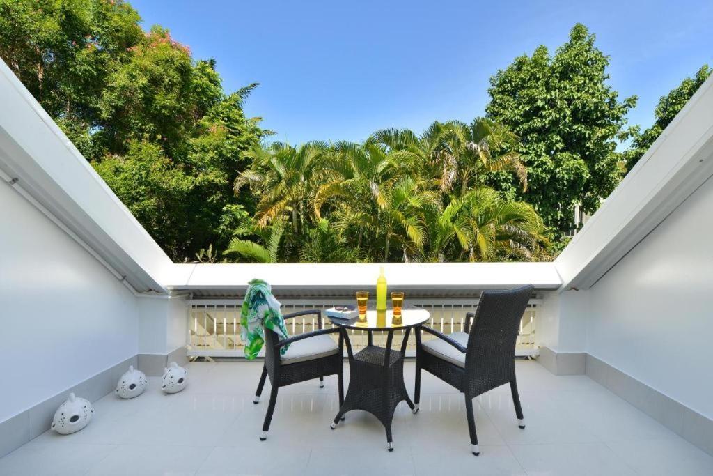 Serenity With Heated Pool & Access Port Douglas