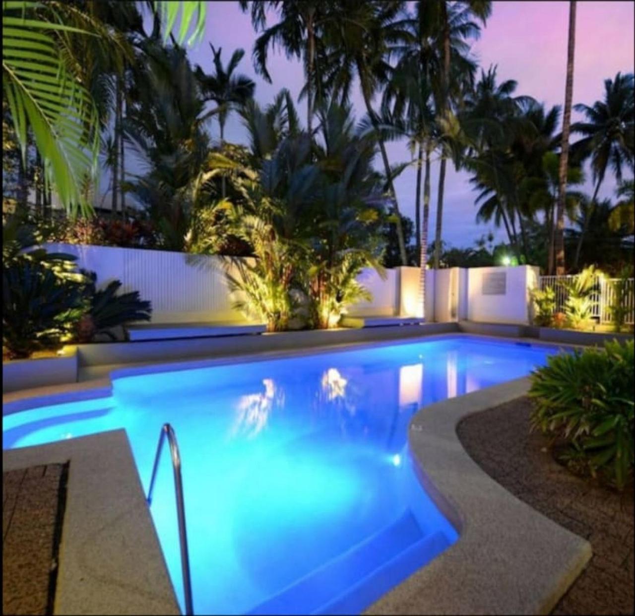 Beachluxe Sunseeker, Sublime Tropical Holiday home *