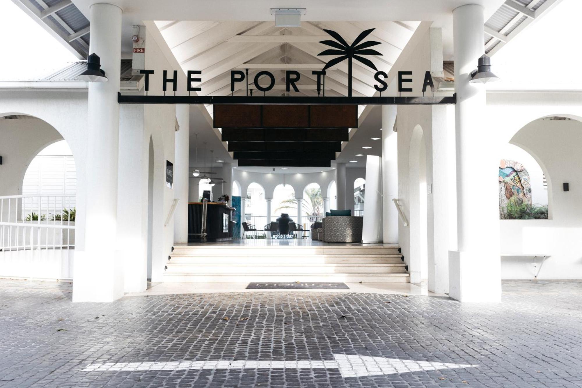 Portsea 74 - Live A Little Apartment *