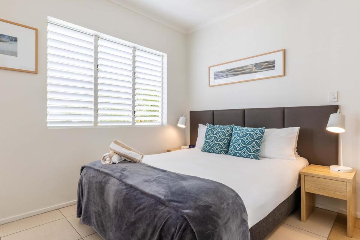 Poolview Dual-key & Br 79 At Portsea *