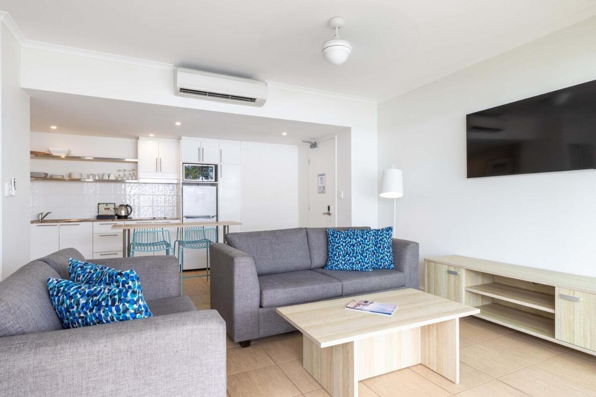 Poolview Dual-key & Br 79 At Portsea * Port Douglas