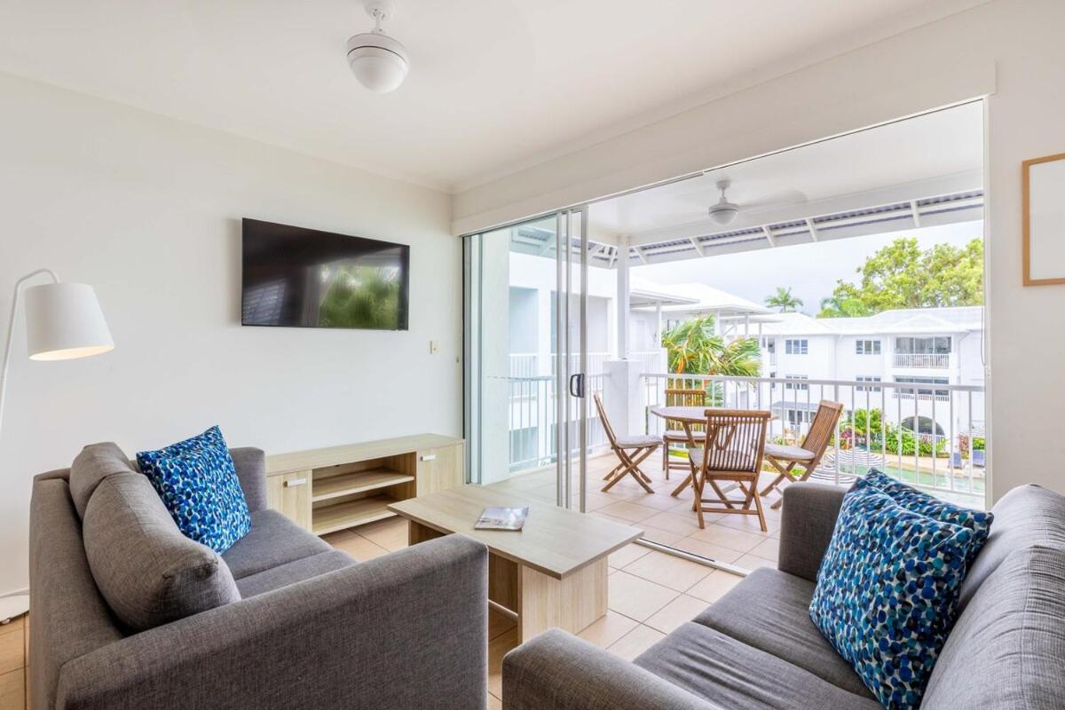 Poolview Dual-key & Br 79 At Portsea