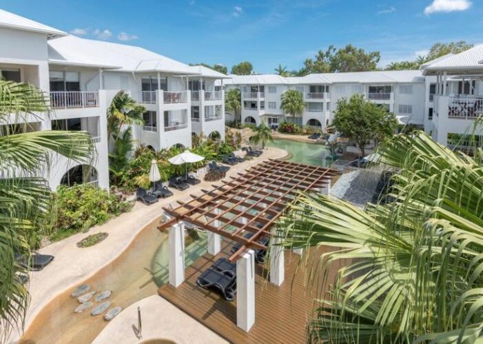 Poolview Dual-key & Br 66 At Portsea