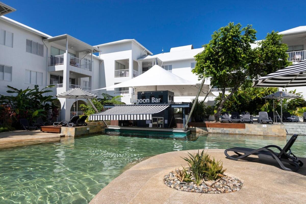 Poolview Dual-key & Br 66 At Portsea Port Douglas